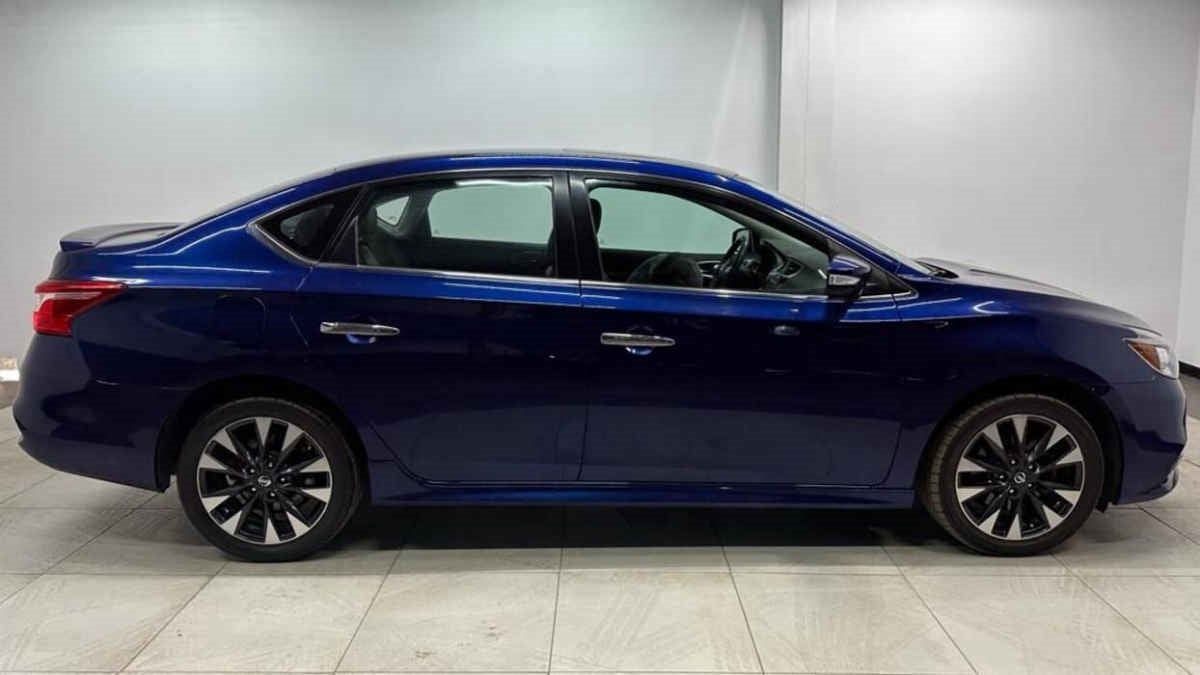 2017 Nissan Sentra SR TURBO L4 1.6T 188 CP 4 PUERTAS STD PIEL BA AA QC