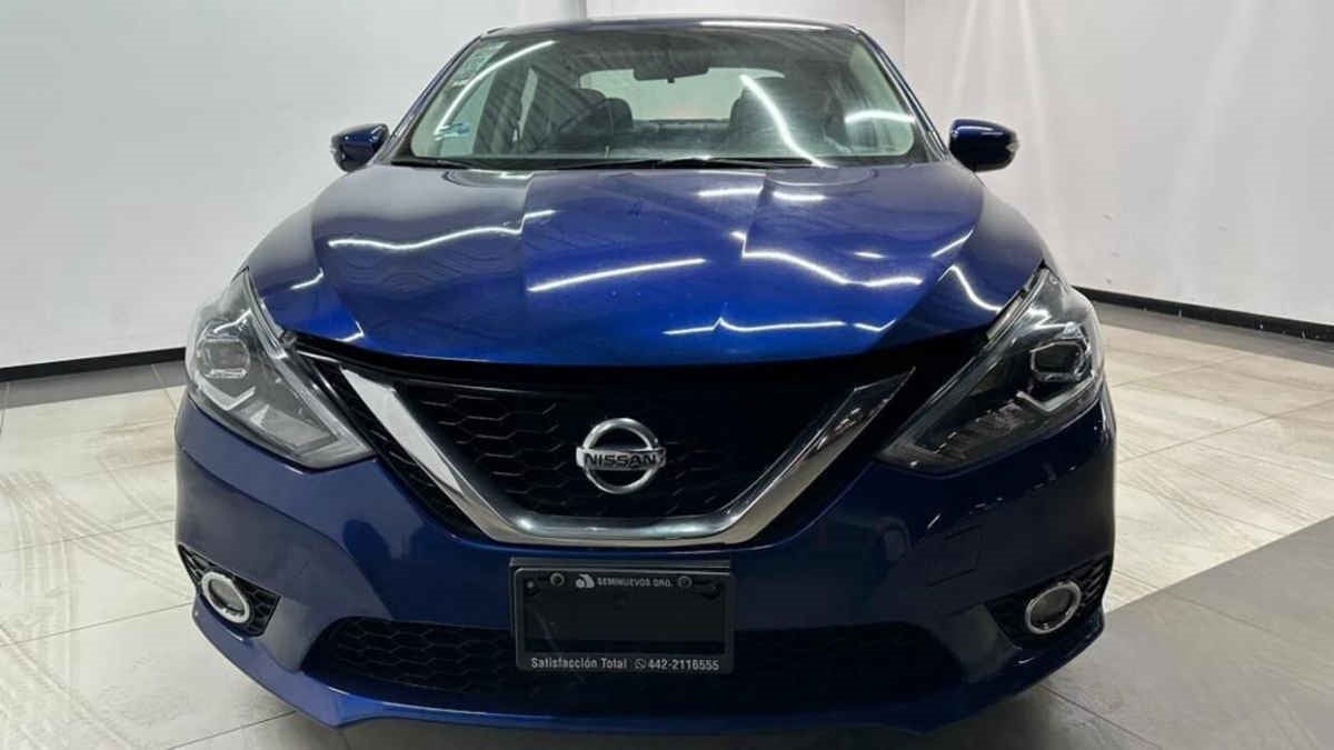 2017 Nissan Sentra SR TURBO L4 1.6T 188 CP 4 PUERTAS STD PIEL BA AA QC