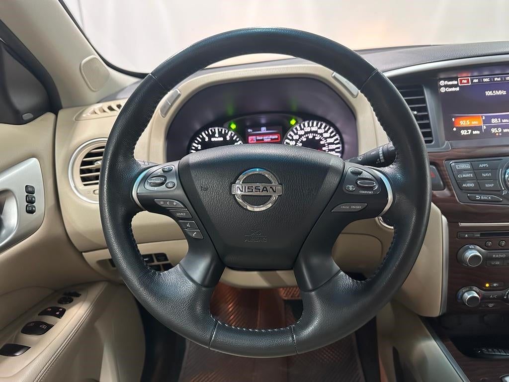 2017 Nissan Pathfinder EXCLUSIVE AWD V6 3.5L 260 CP 5 PUERTAS AUT PIEL BA AA QC