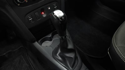 2019 Renault Logan INTENS L4 1.6L 100 CP 4 PUERTAS AUT BA AA