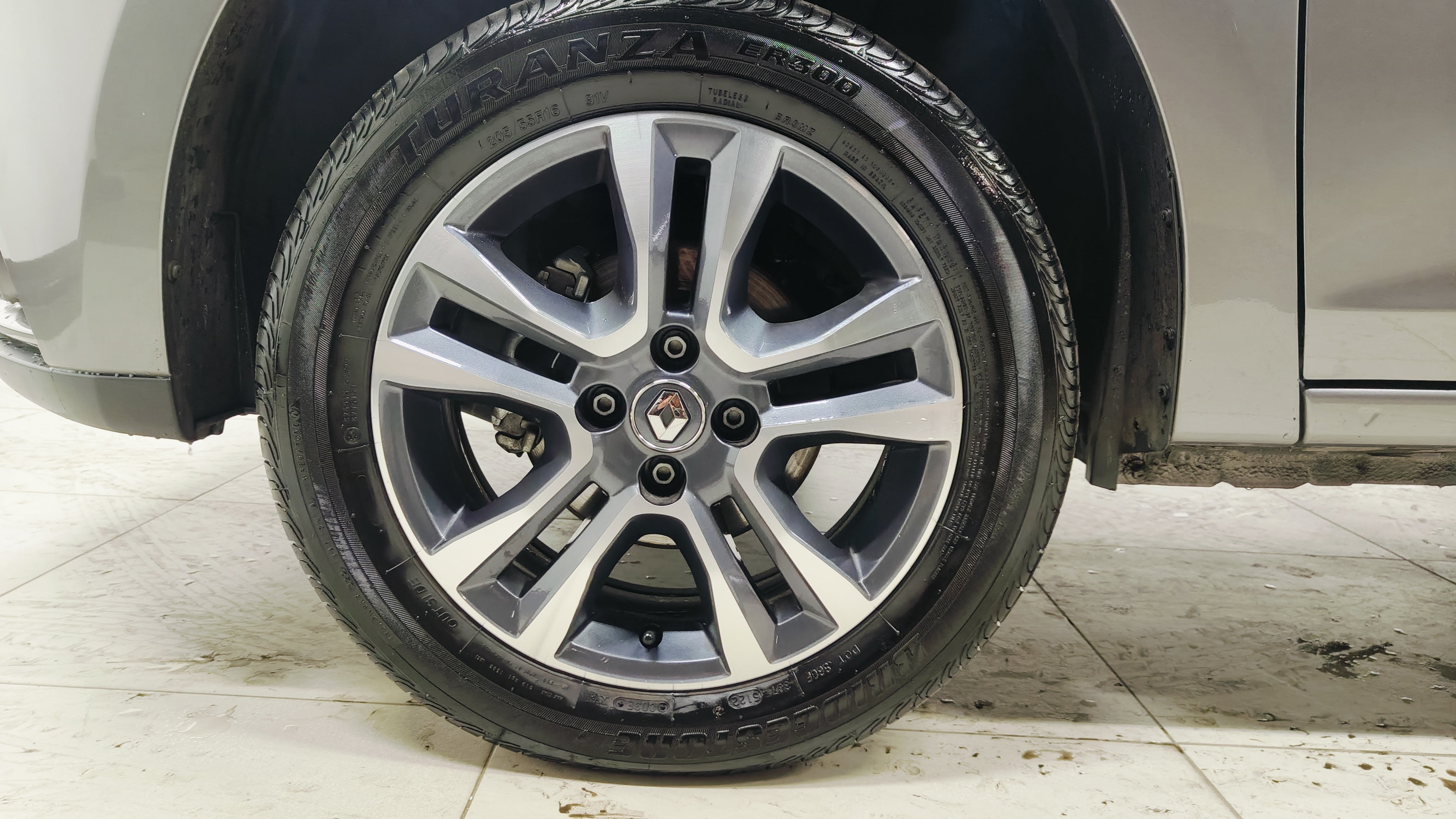 2024 Renault Logan INTENS L4 1.6L 115 CP 4 PUERTAS AUT PIEL