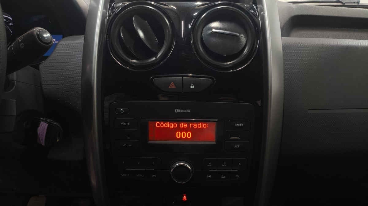 2018 Renault Duster ZEN L4 2.0L 133 CP 5 PUERTAS STD BA AA