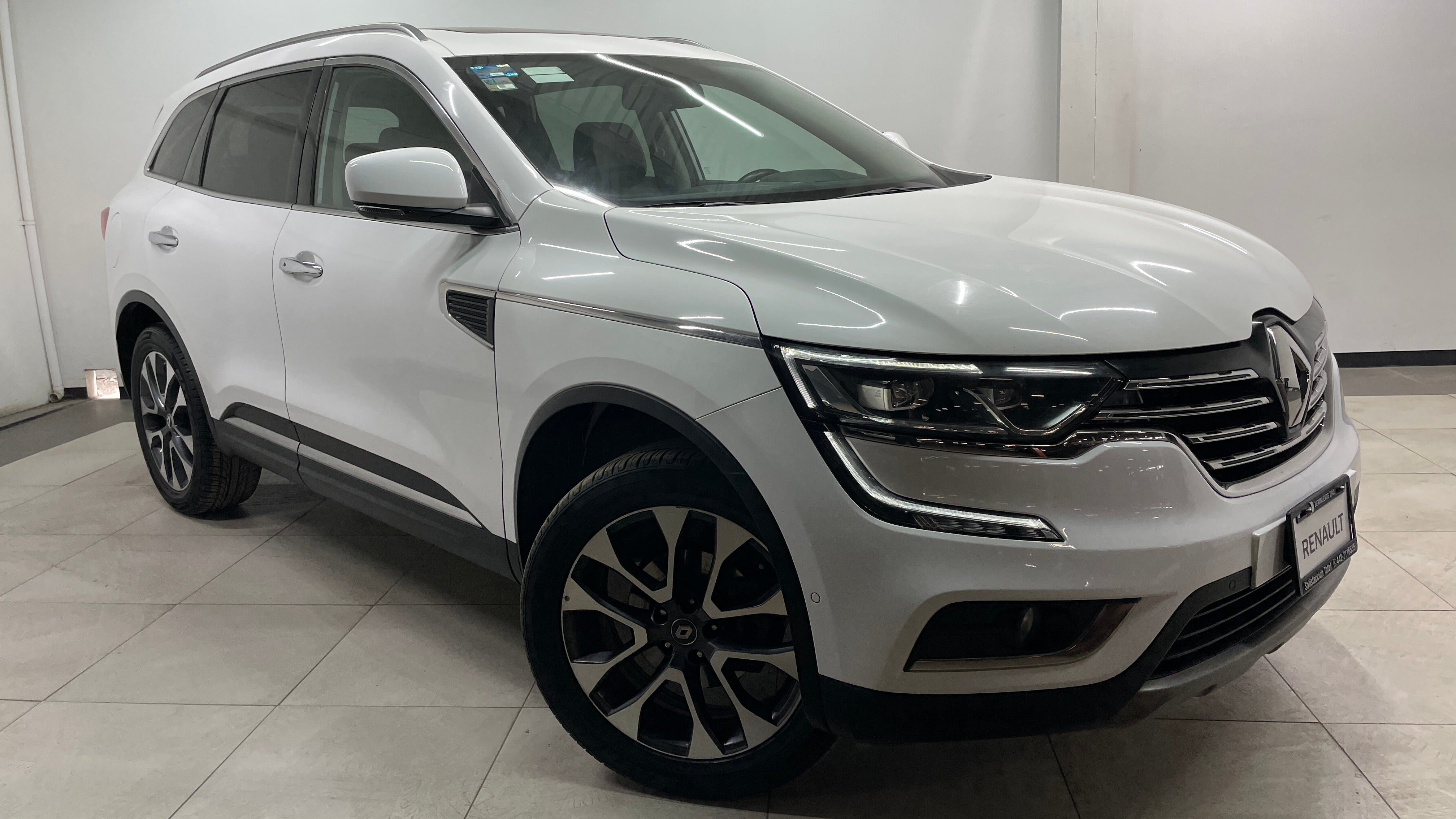 2019 Renault Koleos ICONIC L4 2.5L 171 CP 5 PUERTAS AUT PIEL BA AA QC