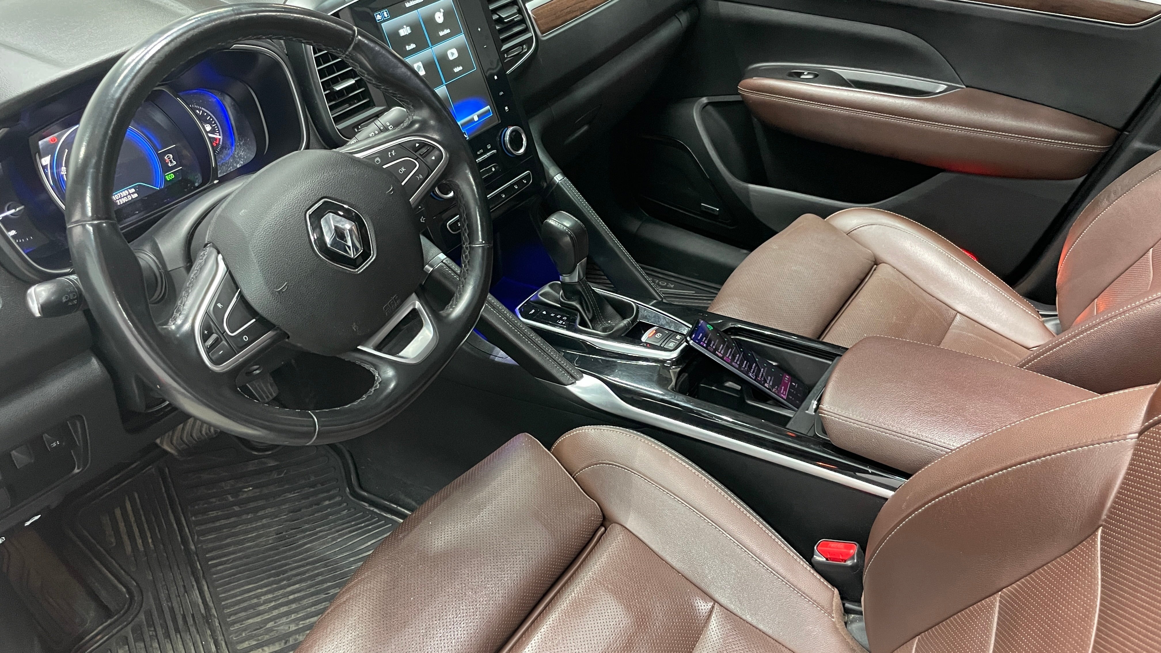 2020 Renault Koleos ICONIC L4 2.5L 171 CP 5 PUERTAS AUT PIEL BA AA QC