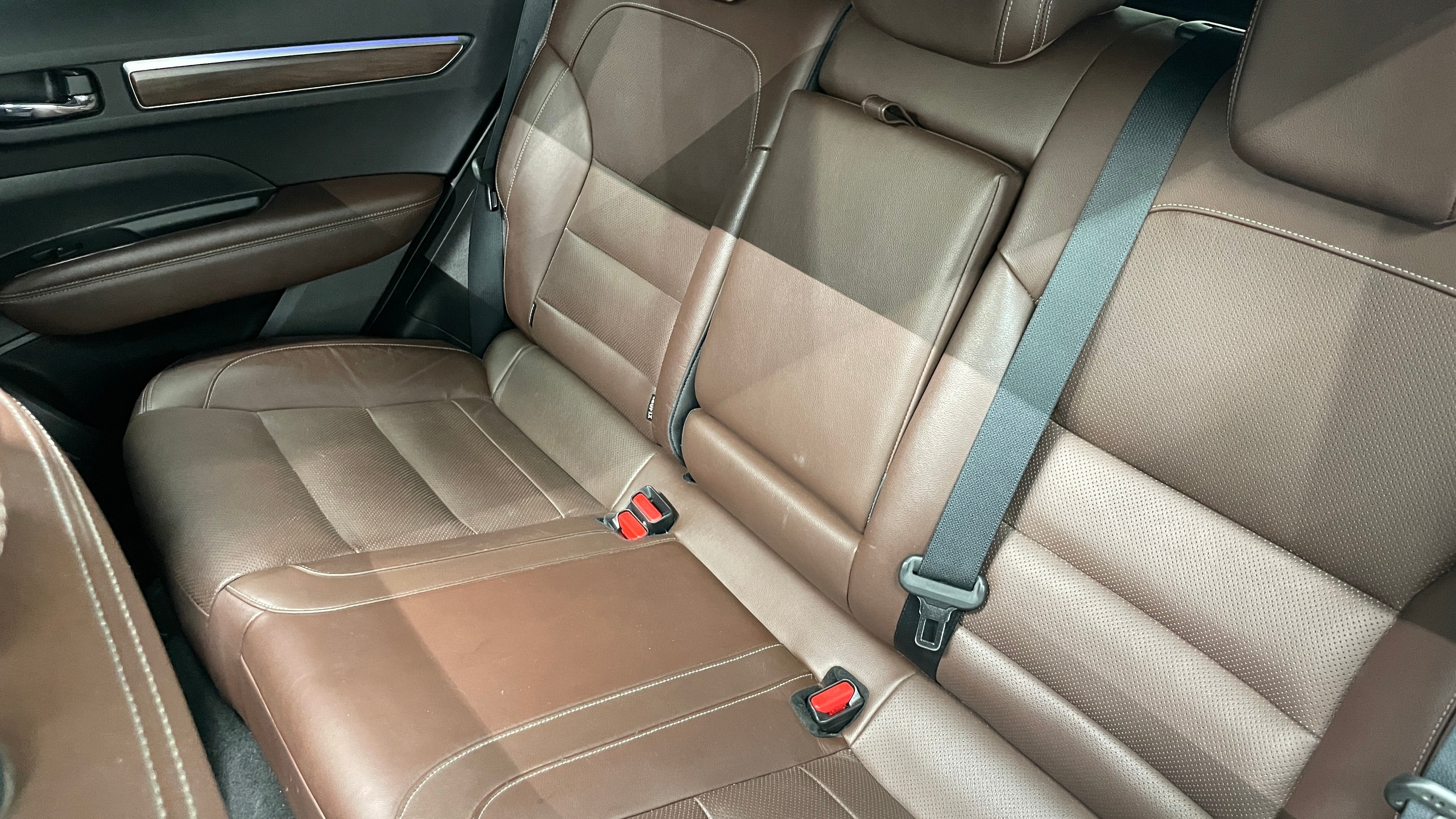 2020 Renault Koleos ICONIC L4 2.5L 171 CP 5 PUERTAS AUT PIEL BA AA QC