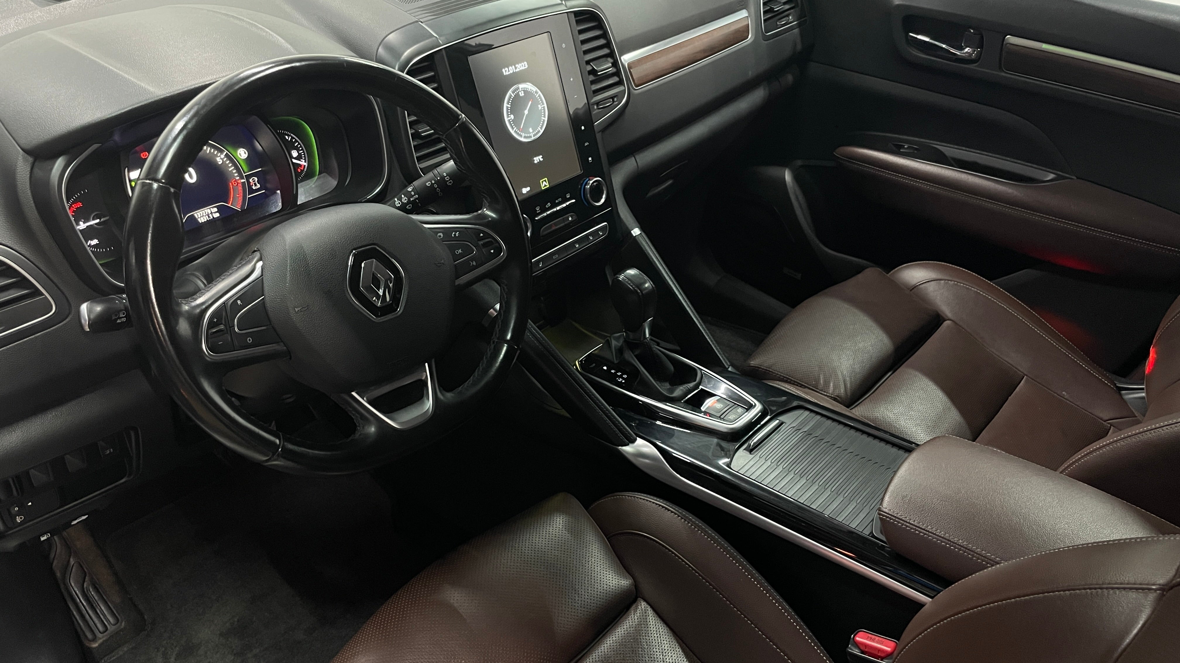 2020 Renault Koleos ICONIC L4 2.5L 171 CP 5 PUERTAS AUT PIEL BA AA QC