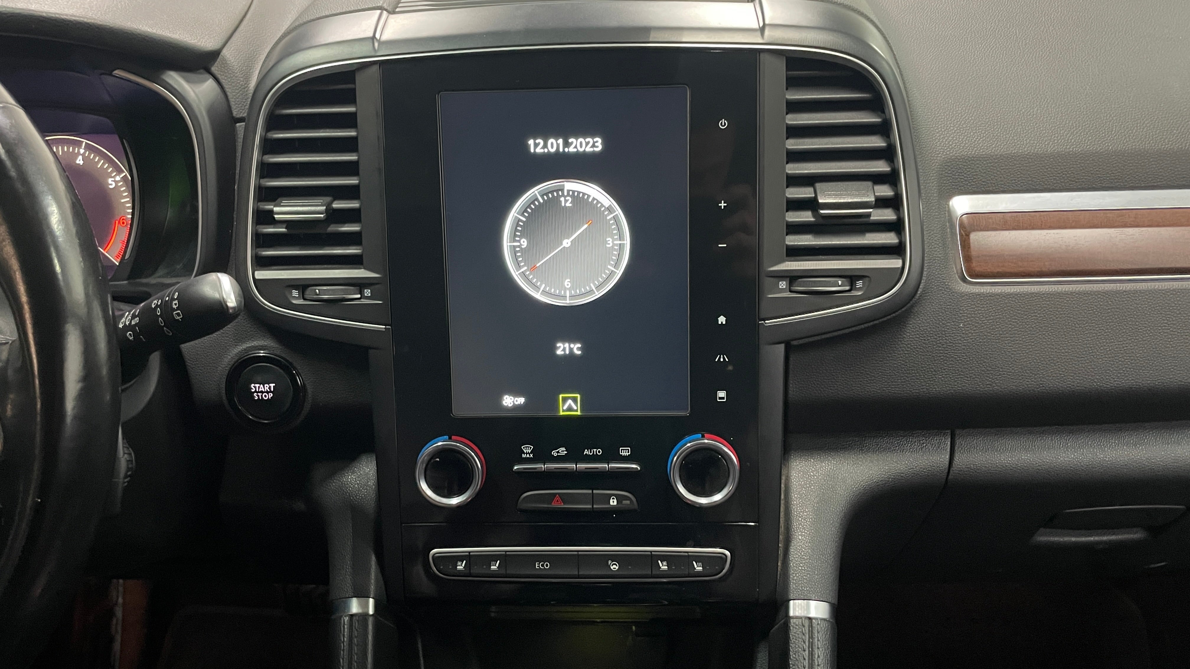 2020 Renault Koleos ICONIC L4 2.5L 171 CP 5 PUERTAS AUT PIEL BA AA QC